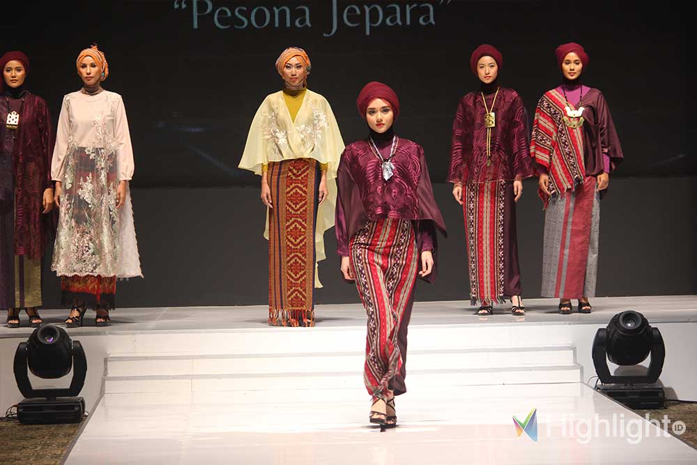 Highlight event indonesia modest fashion week terbaru jakarta model koleksi designer merek branded lokal terkenal 04 - Turning The Tide
